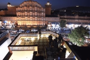 Le meraviglie notturne di Jaipur: Un tour guidato a piedi di notte