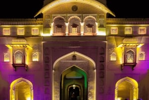 Le meraviglie notturne di Jaipur: Un tour guidato a piedi di notte