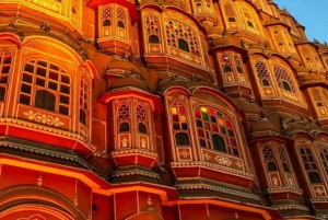Jaipur: Yökierros Amberissa ja Pink Cityssä avoimella jeepillä