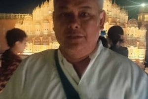 Jaipur: Pink City Heritage Walk with Chai & Local Stories