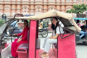 City tour particular em Jaipur com um passeio de riquixá conduzido por mulheres