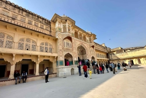 Tour privato della città di Jaipur con servizio di prelievo in hotel 4 - 8 ore