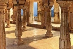 Jaipur: Patrimony & Yellow Town Walk with Local Food Tasting