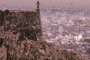 Jaipur: Patrimony & Yellow Town Walk with Local Food Tasting