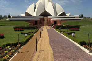 Jaipur: Private Delhi Temple Tour & Lodhi Garden Walk