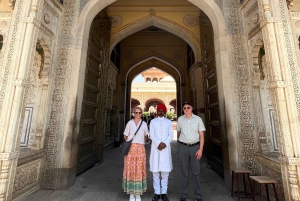Jaipur: wycieczka prywatna całodniowa po mieście z przewodniczką