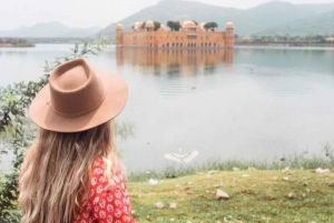 Wycieczka po Jaipurze, której nie potrzebowałeś – prywatny samochód i przewodnik