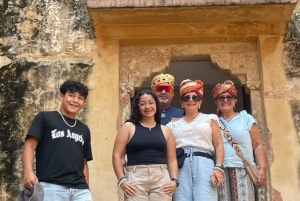 Wycieczka po Jaipurze, której nie potrzebowałeś – prywatny samochód i przewodnik