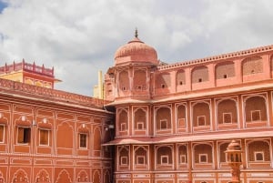 Jaipur: Privat heldagstur med bil og guide