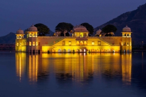 Jaipur: Tur med Nahargarh-solopgang eller Monkey Temple-solnedgang