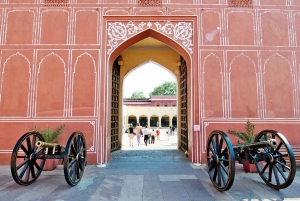 Privat sightseeingtur i Jaipur på en halvdagstur med blomstermarked