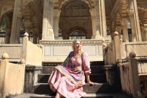 ジャイプル：地元フォトグラファーと行くプライベート写真撮影ツアー