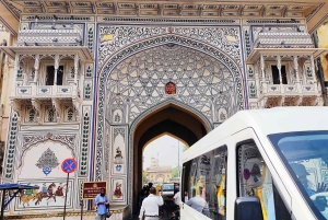 Частная экскурсия по достопримечательностям Джайпура с вечерней прогулкой и дегустацией