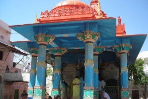 ジャイプールプシュカル日帰りツアーとキャメルサファリ（オプショナル