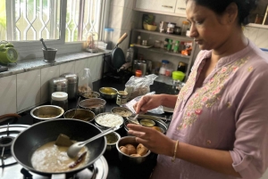 Jaipur: lezione di cucina del Rajasthan con una famiglia del posto