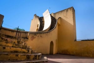 Jaipur: tour privato di forti e palazzi reali (auto con aria condizionata/tuk-tuk)