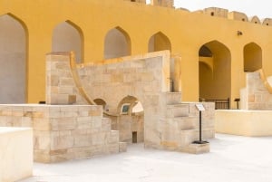 Jaipur: tour privato di forti e palazzi reali (auto con aria condizionata/tuk-tuk)