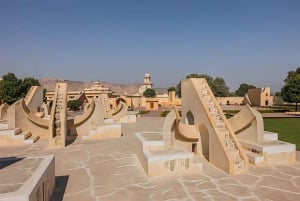 Jaipur: tour privato di forti e palazzi reali (auto con aria condizionata/tuk-tuk)