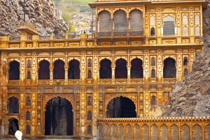 Jaipur: Jhalana Amagarhin leopardisafariretkikohde