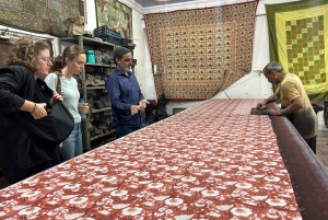 Jaipur: winkeltour met Blue Poetry en drukkerijworkshop