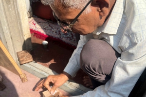 Jaipur: Tarkashi Metal Wire Inlay Art Experience – oplevelsen