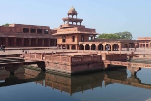 From Jaipur: Agra Transfer via Abhaneri & Fatehpur Sikri