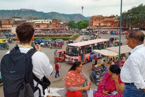 Zwiedzanie miasta z przewodnikiem Twilight Walking Heritage City Tour z degustacją potraw