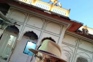 Zwiedzanie miasta z przewodnikiem Twilight Walking Heritage City Tour z degustacją potraw