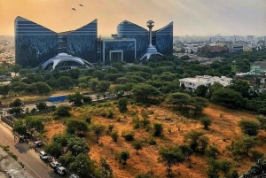 Jaipur: World Trade Park Guided Tour with Food Court Visit