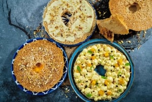 Jaipur: Yellow Town Walking tour, Food tasting with guide