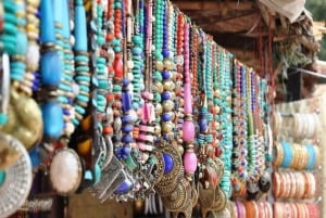 Jaipur: Yellow Town Walking tour, Food tasting with guide