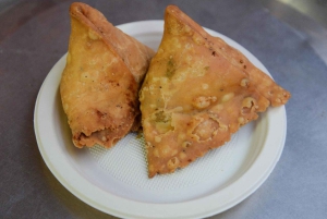 Jaipur: Spaziergang durch die Gelbe Stadt, Lebensmittelverkostung mit Guide