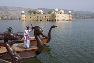 Luxury 2 Day Agra and Jaipur Tour with 5* Hotel from Delhi