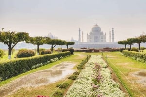 New Delhi: Private 13-Day Golden Triangle Tour with Mumbai