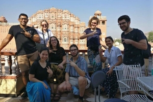 Visita guiada cultural y patrimonial a pie por la Ciudad Rosa de Jaipur