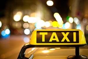 Jaipur: Aluguer de carro e motorista privados por hora ou por dia