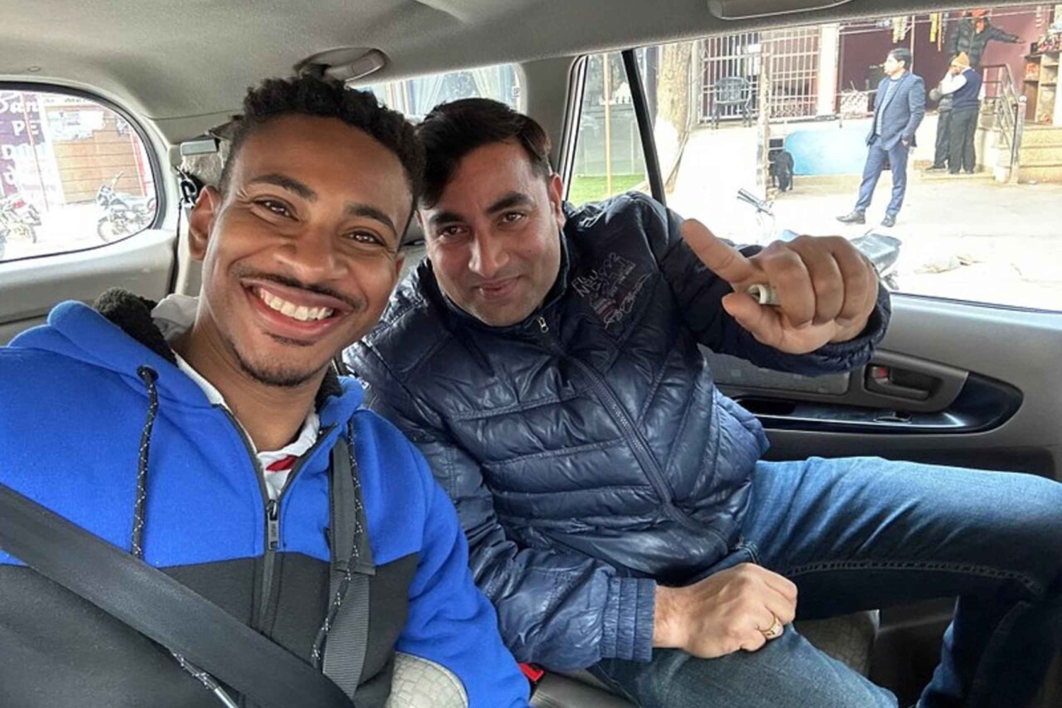 Yksityinen kaupunkikierros Jaipurissa Delhistä autolla