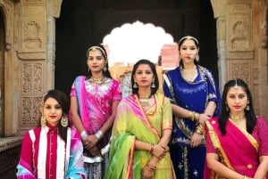 Yksityinen kaupunkikierros Jaipurissa Delhistä autolla