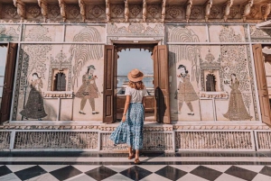 Yksityinen kaupunkikierros Jaipurissa Delhistä autolla