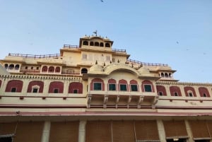Tour privato di un giorno intero della città di Jaipur