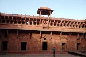 Au départ de Delhi/Jaipur : excursion d'une journée au Taj Mahal et à Agra en voiture privée