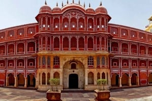 Тур на празднование Дивали в один день с осмотром достопримечательностей Джайпура