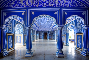 Super Jaipur Tour saindo de Delhi em um carro particular - Tudo incluído