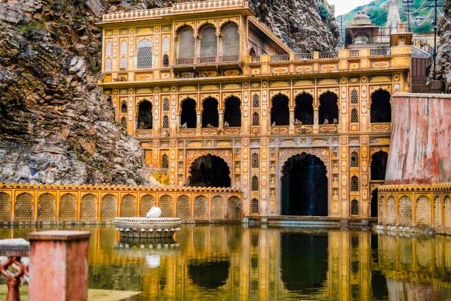 ジャイプールの寺院半日ツアー