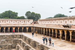Besøk Fatehpur Sikri, Chand Baori med Jaipur-dråpe fra Agra