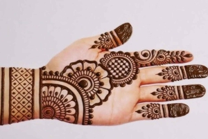 Bem-estar e cultura feminina: ioga, henna e culinária de Jaipur