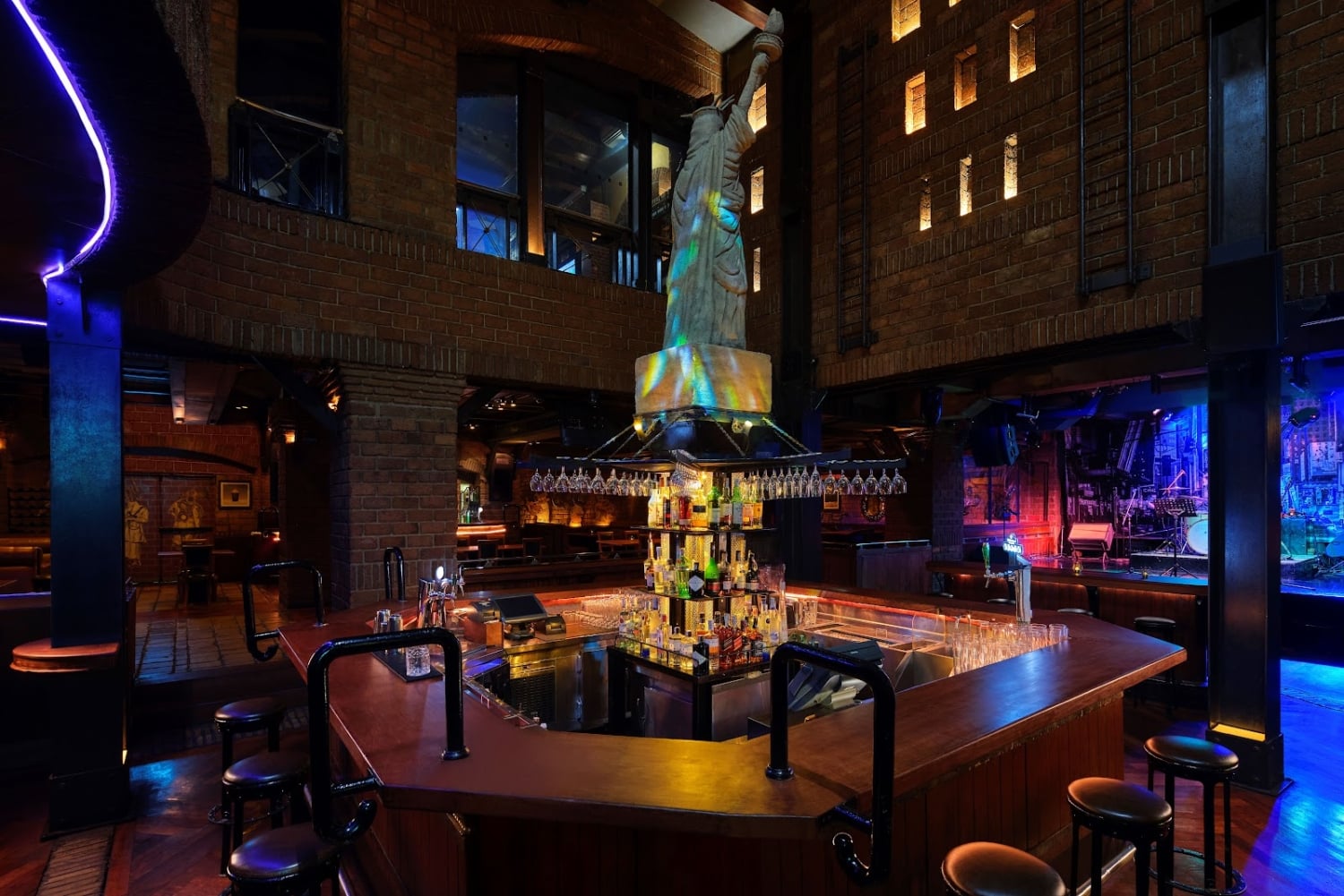 B.A.T.S. Bar and Restaurant