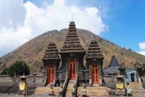 Backpacker-stil på Java-Madura-Bali Island Tour 12 dagar