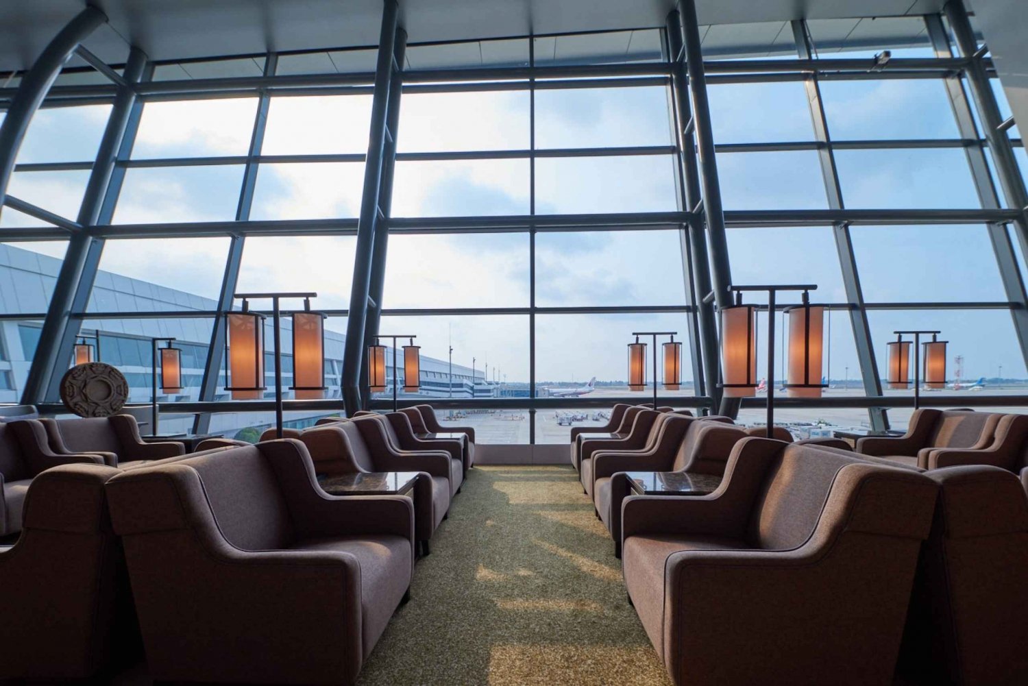 CGK Jakarta Airport: Premium Lounge Access