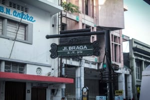 From Bali: 10-Day Tour of Java's Highlights with Lodging